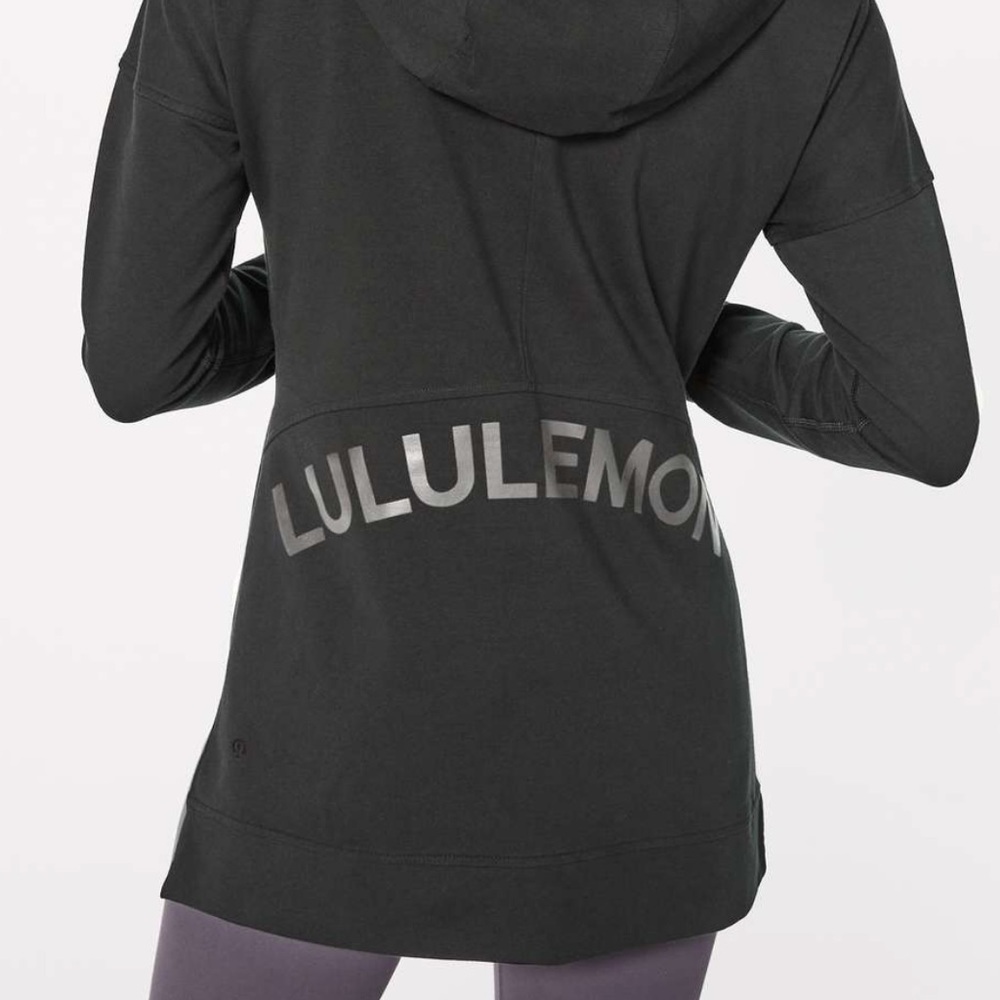 Lululemon cut above hoodie expression 6